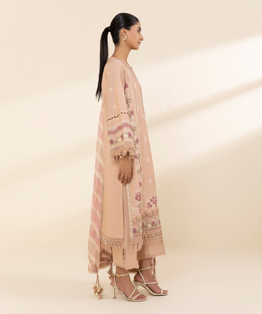 Women's Unstitched Textured Lawn Embroidered Pink 3 Piece Suit