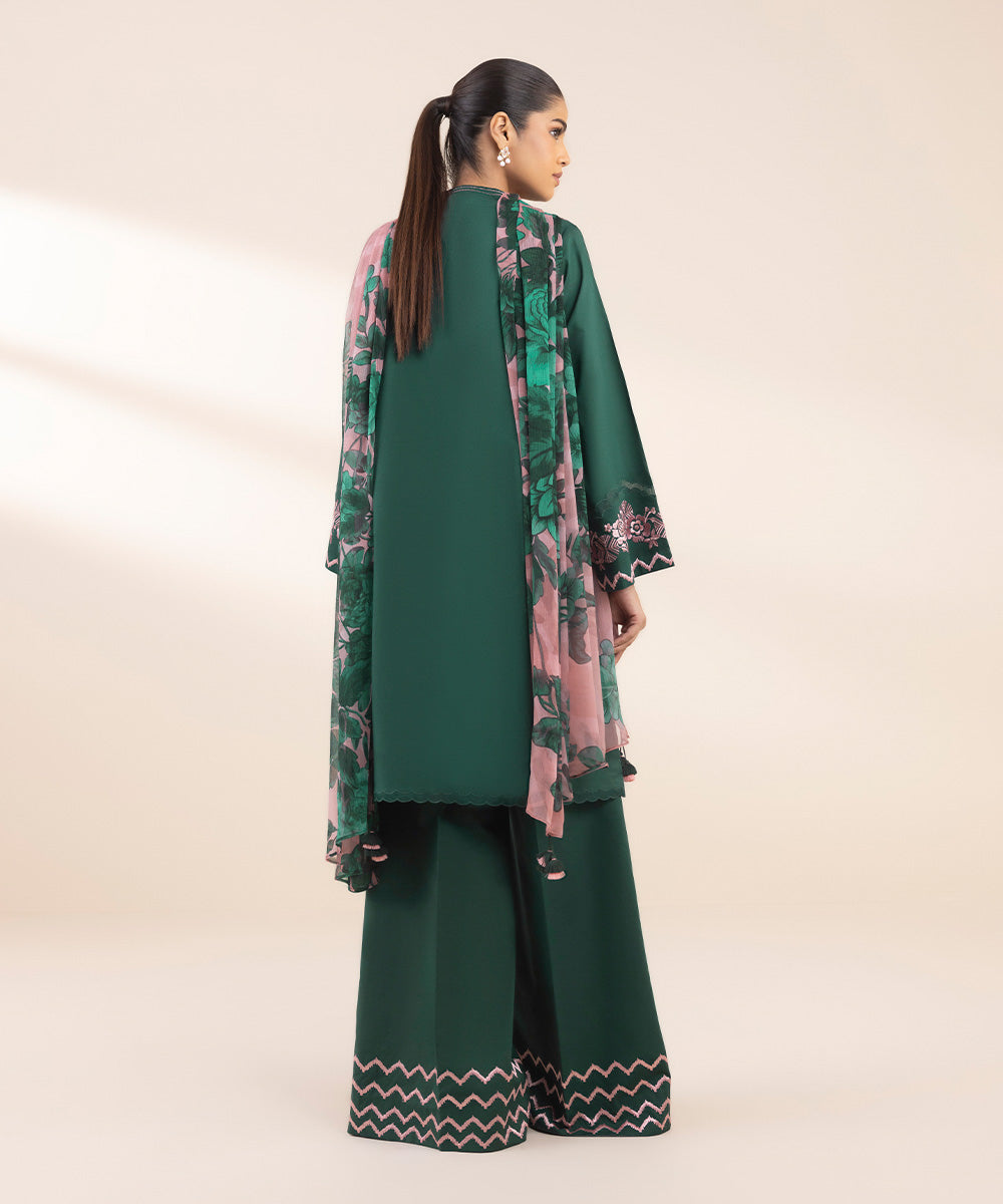 Women's Unstitched Lawn Embroidered Green 3 Piece Suit