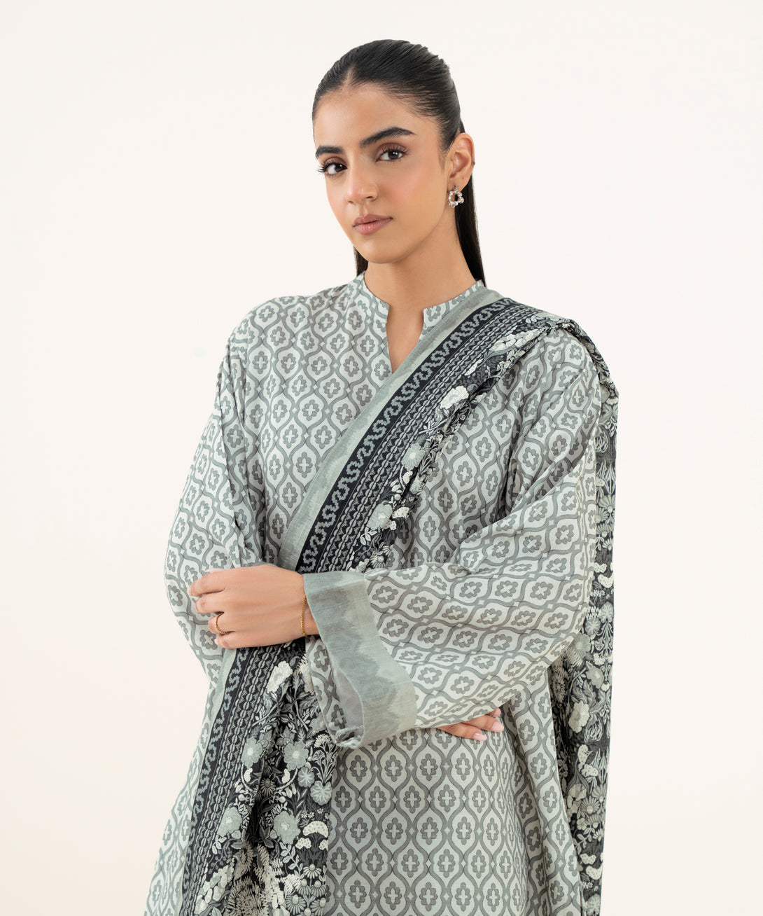 Women's Unstitched Lawn Printed Multi Two Piece Suit