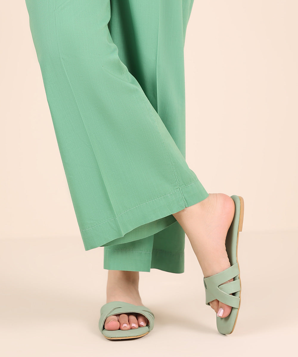 Women's RTW Cross Hatch Green Solid Culottes