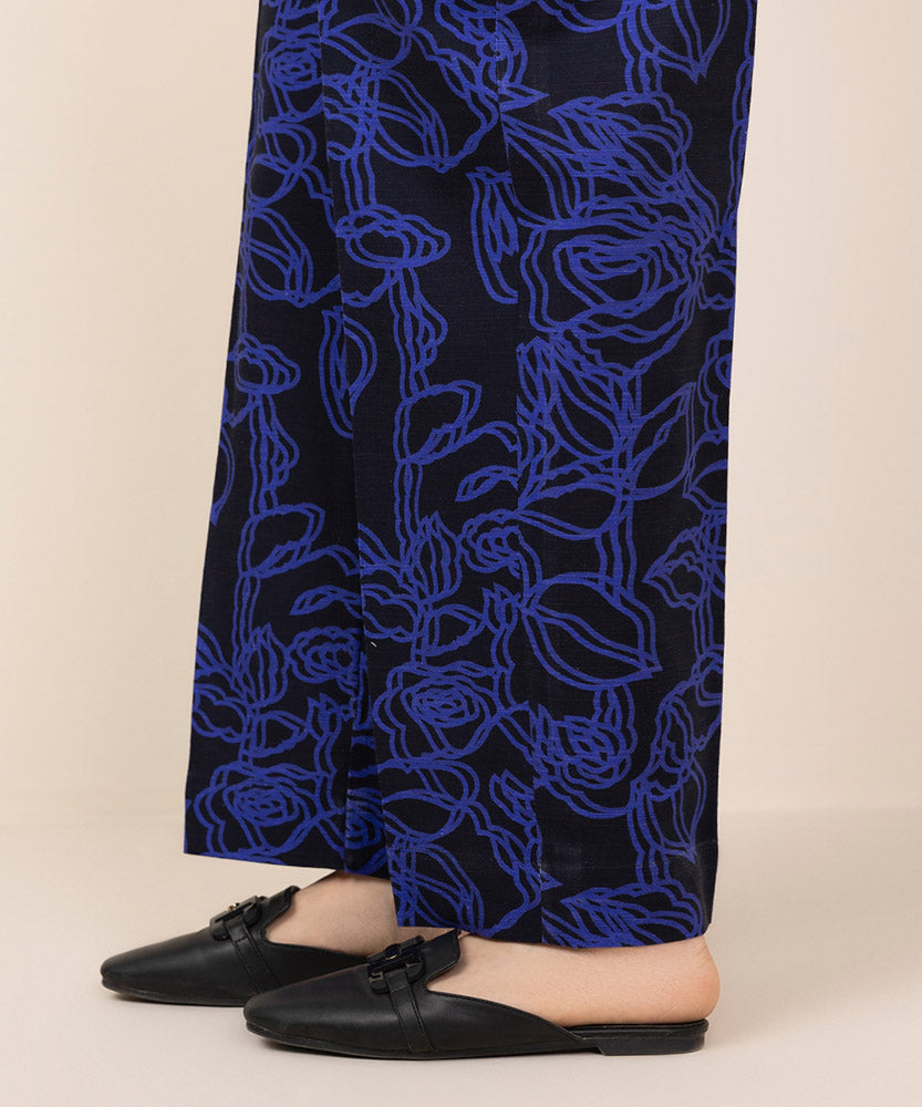 Women's Pret Black Printed Khaddar Straight Pants