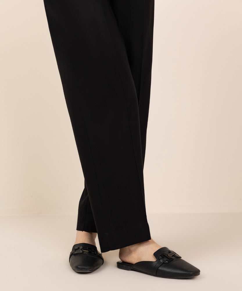 Women's Pret Black Solid Linen Straight Pants