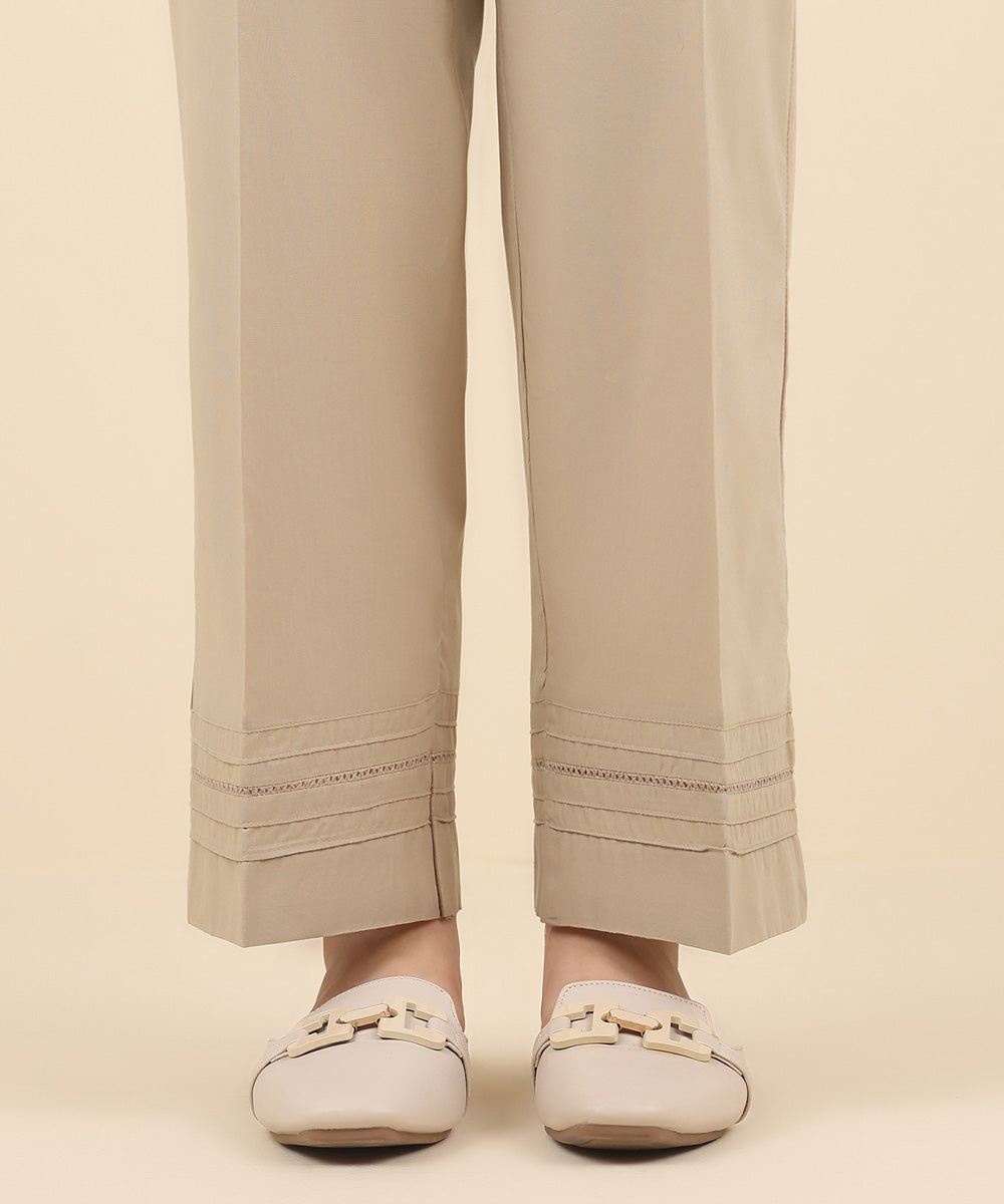 Women's Pret Cambric Beige Solid Straight Pants