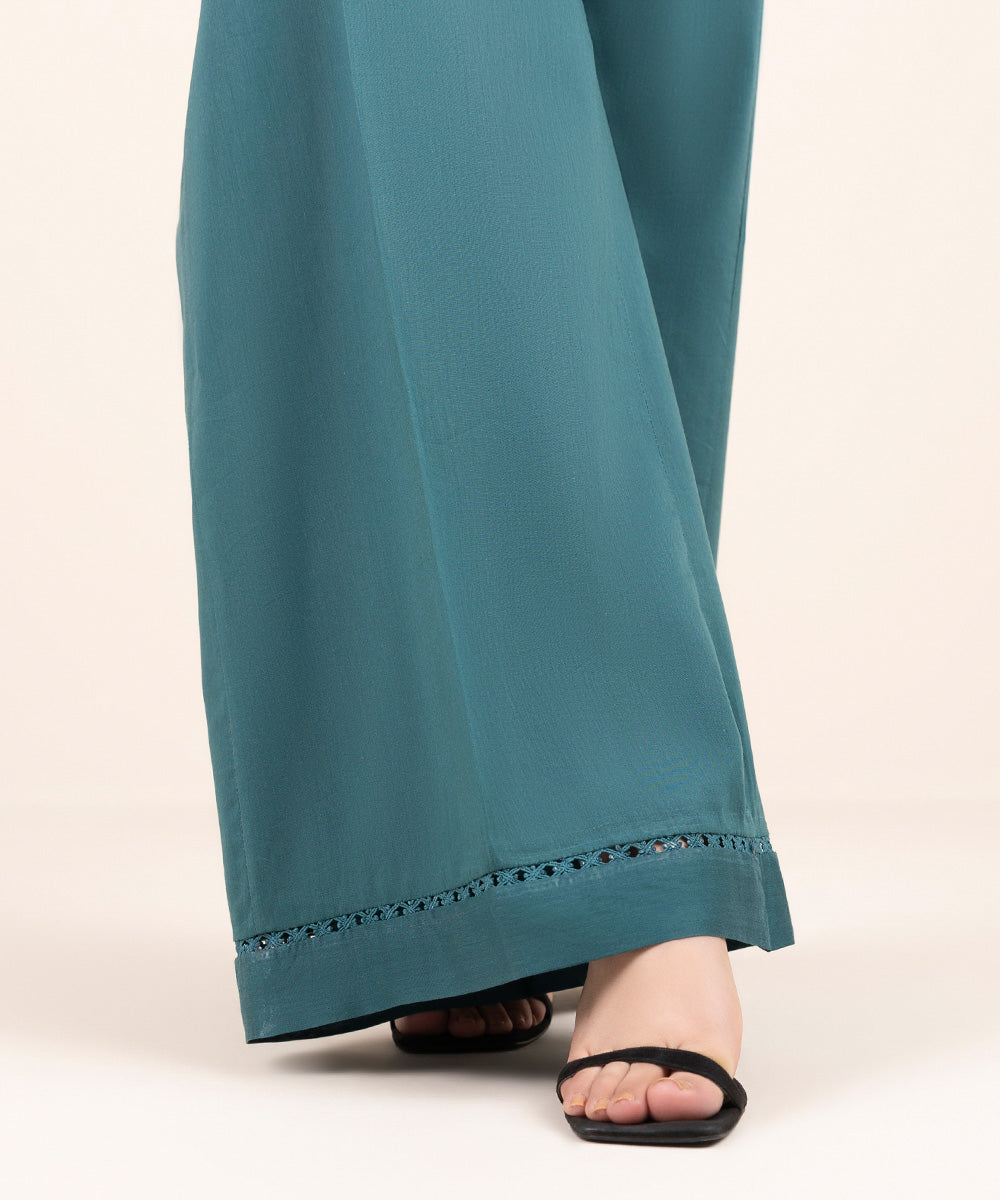 Women's Pret Cotton Viscose Green Solid Flared Pants