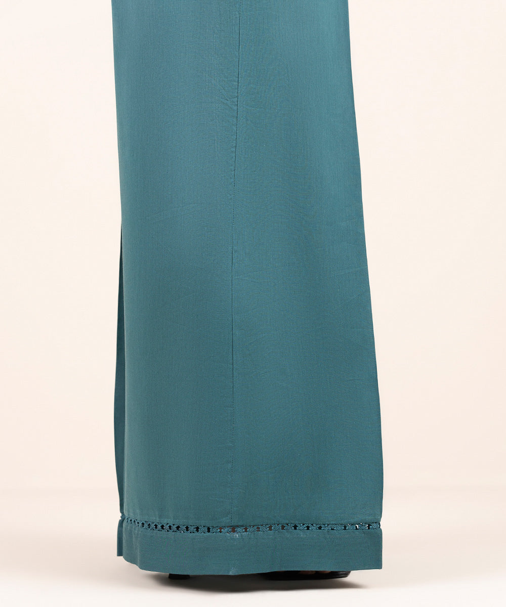 Women's Pret Cotton Viscose Green Solid Flared Pants