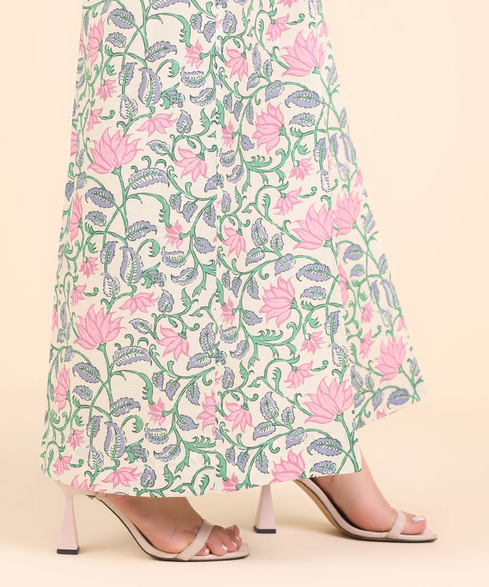 Women's Pret Cambric Multi Printed Flared Pants