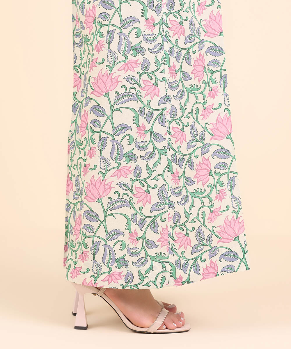 Women's Pret Cambric Multi Printed Flared Pants