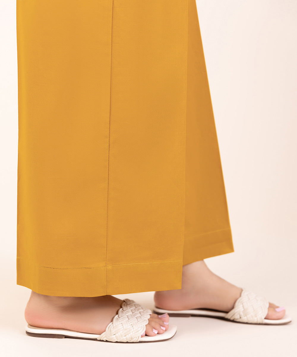 Women's Pret Cambric Yellow Solid Culottes