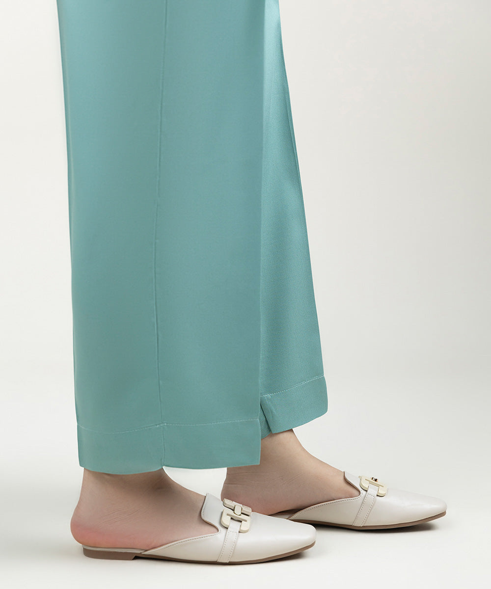 Women's Pret Bedford Solid Light Turquoise Straight Pants