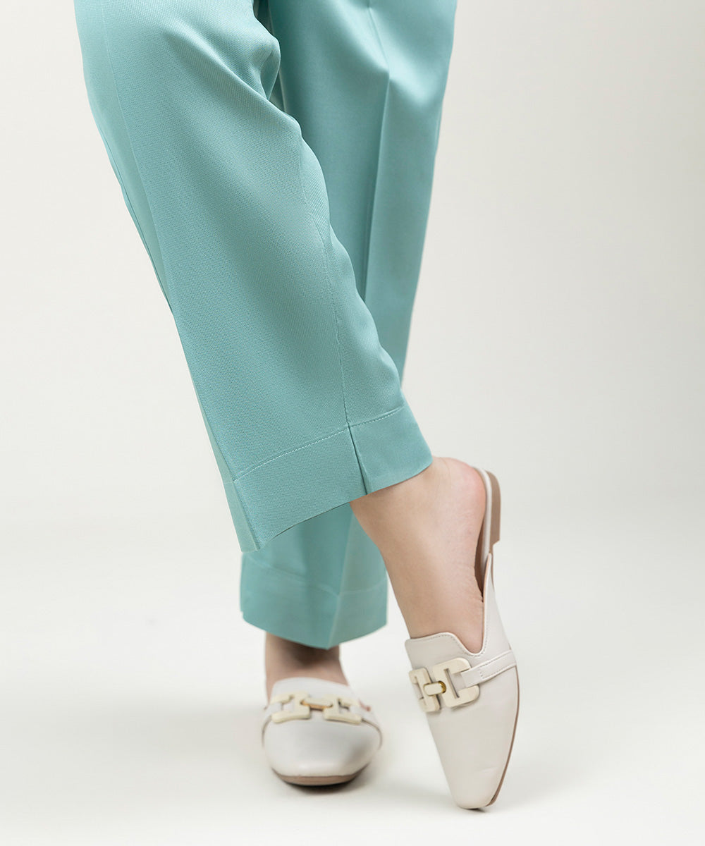 Women's Pret Bedford Solid Light Turquoise Straight Pants