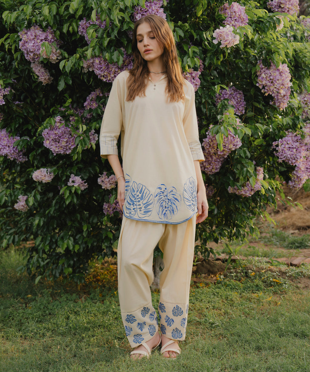 Women's RTW Cross Hatch White Embroidered Boxy Shirt