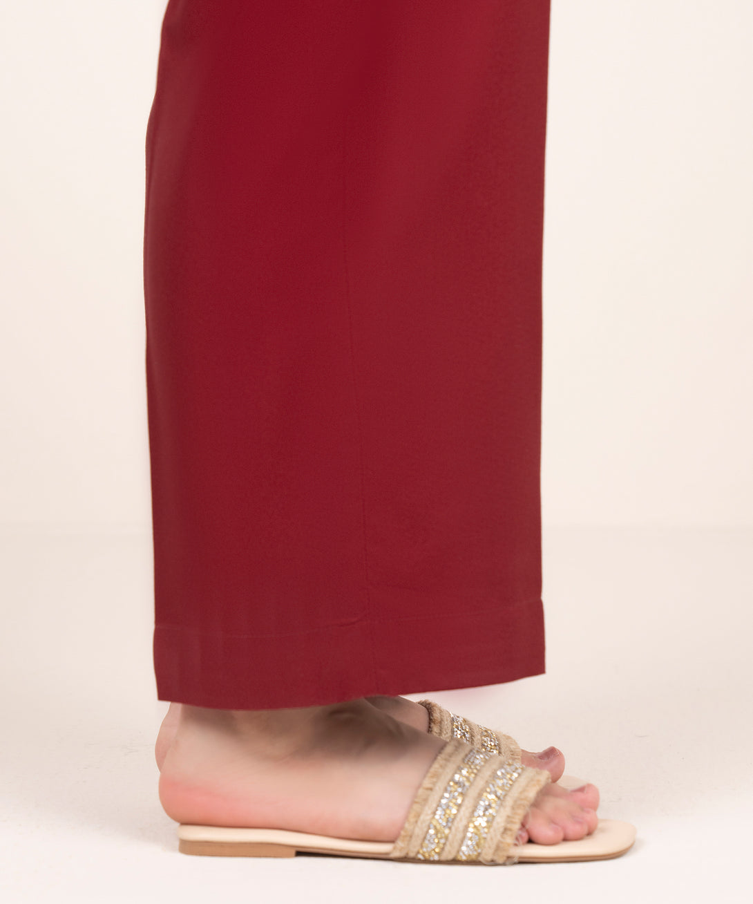 Women's RTW Dobby Maroon Solid Straight Pants