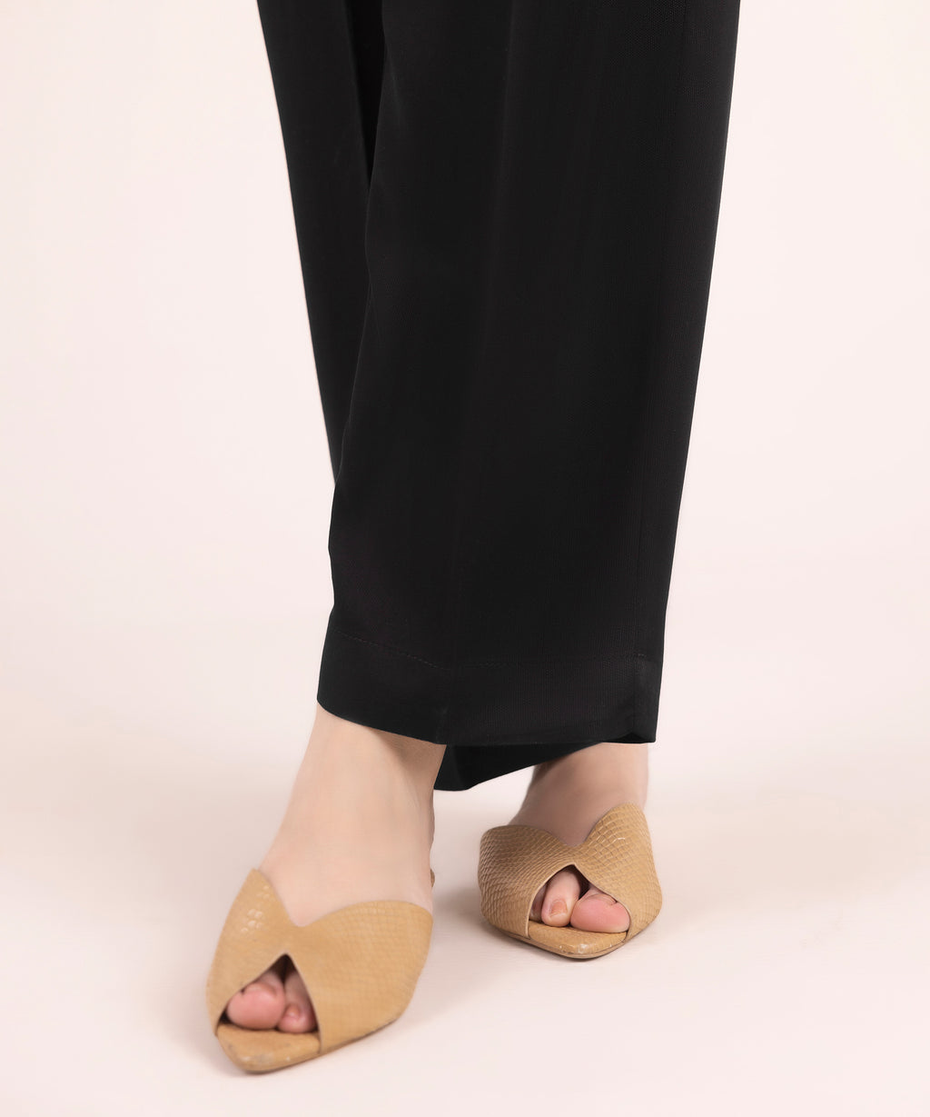 Women's RTW Bedford Solid Black Straight Pants