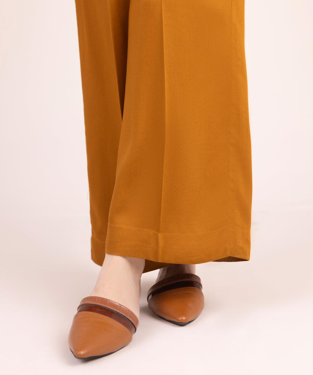 Women's RTW Bedford Solid Rust Culottes