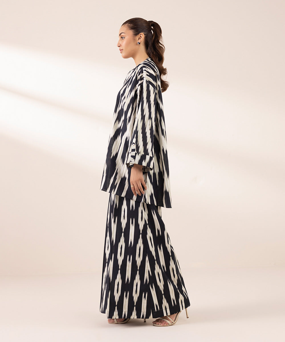 Women's RTW Cross Hatch Black Printed Boxy Shirt