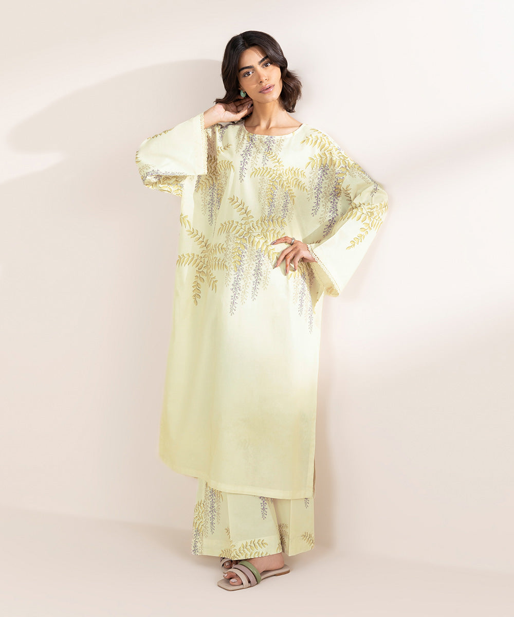 Women's RTW Cambric Off White Printed Boxy Shirt