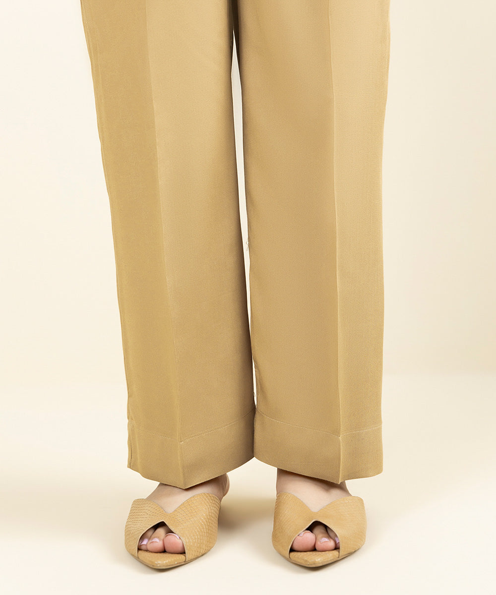 Women's Pret Bedford Solid Beige Straight Pants