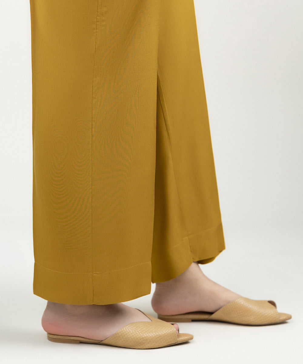 Women's Pret Linen Solid Mustard  Straight Pants