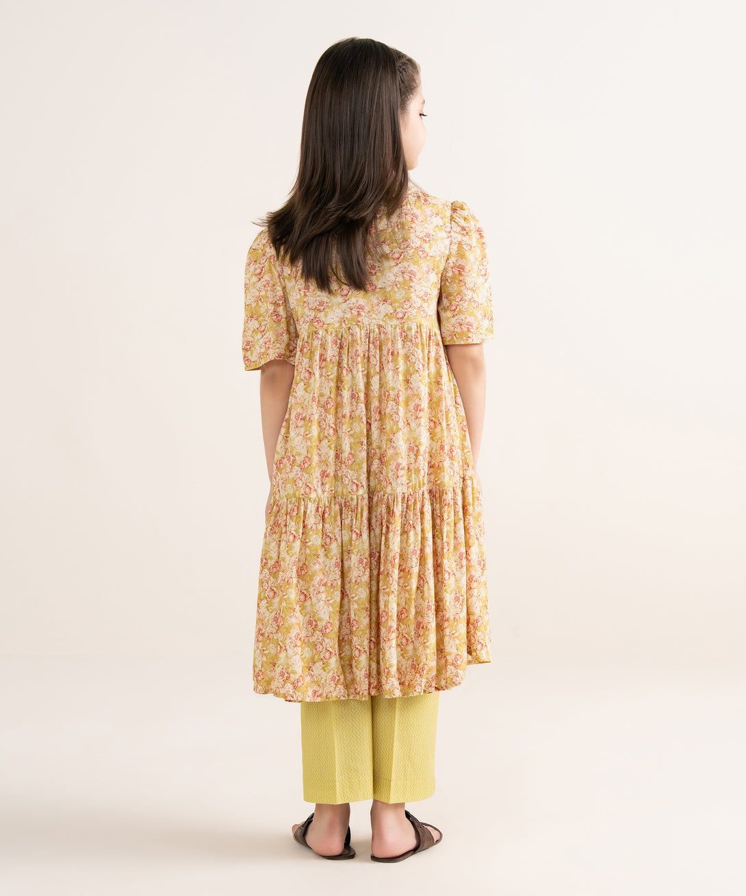 Girls Two Piece Printed Arabic Lawn Suit