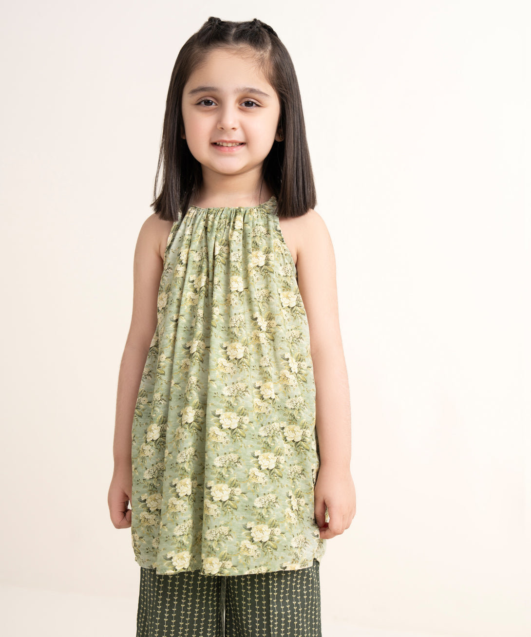 Girls Two Piece Printed Arabic Lawn Suit