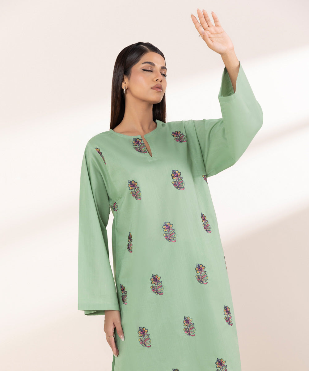 Women's RTW Cross Hatch Green Embroidered Boxy Shirt