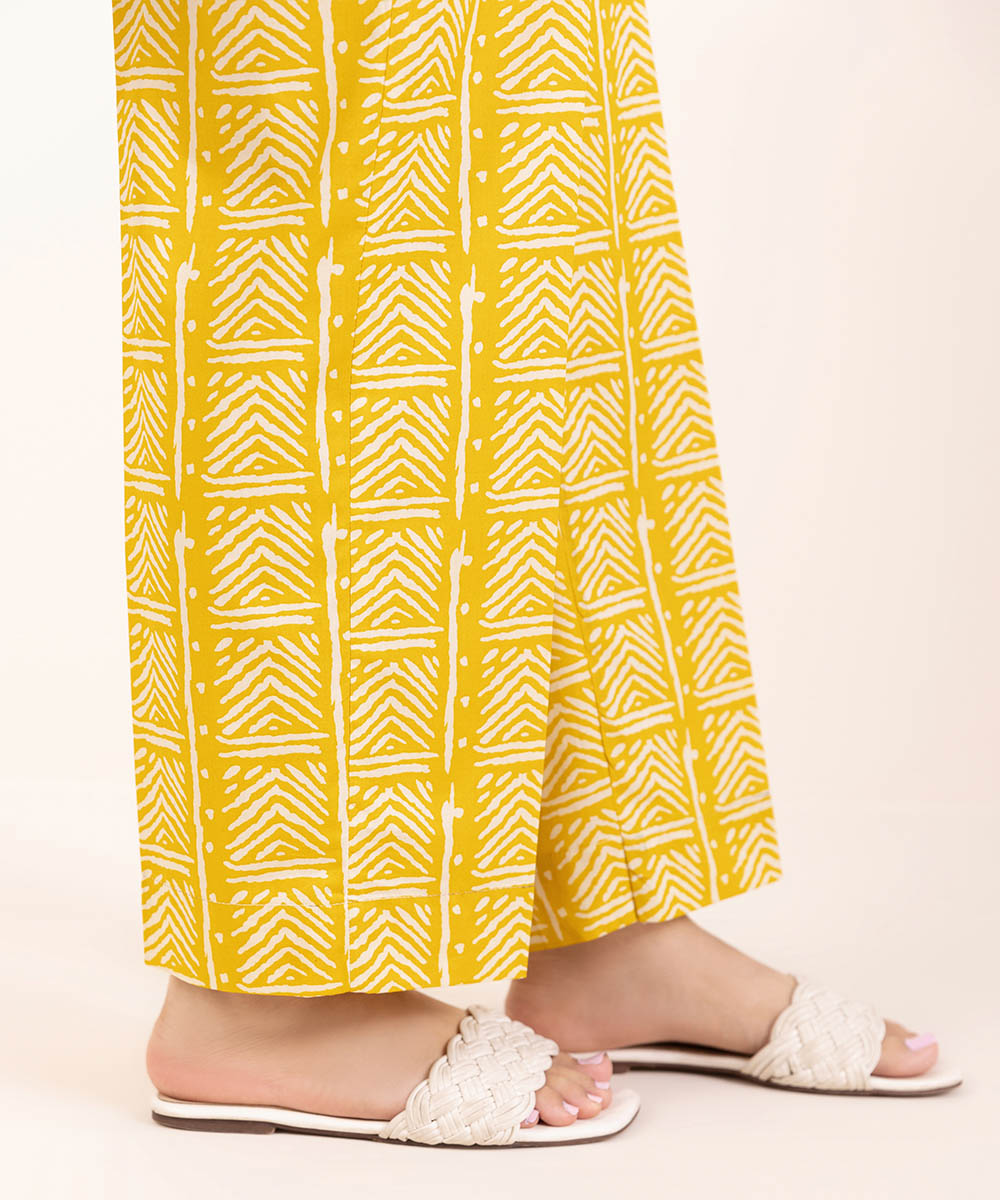 Women's Pret Cambric Yellow Printed Straight Pants