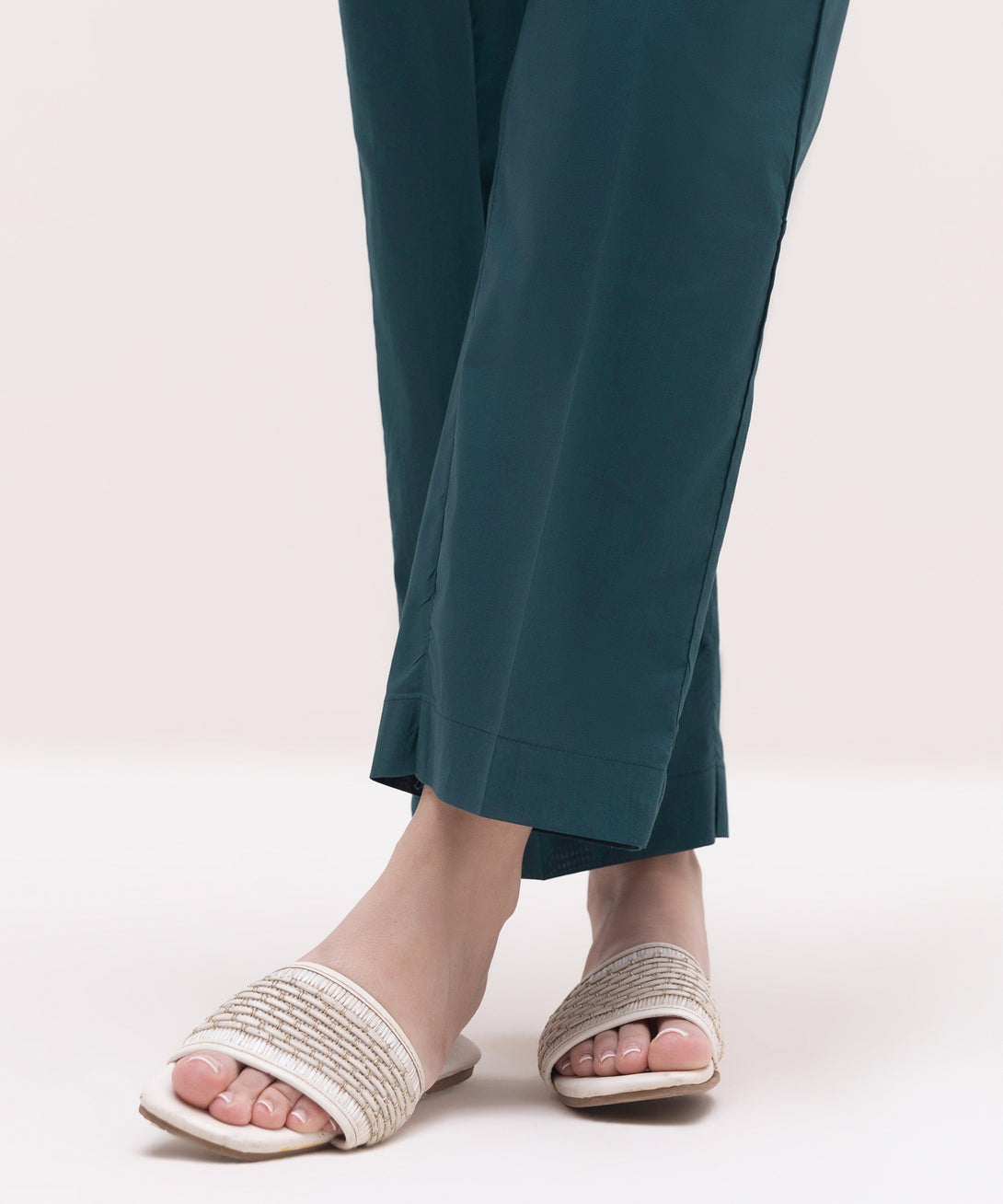 Women's RTW Cambric Blue Solid Straight Pants
