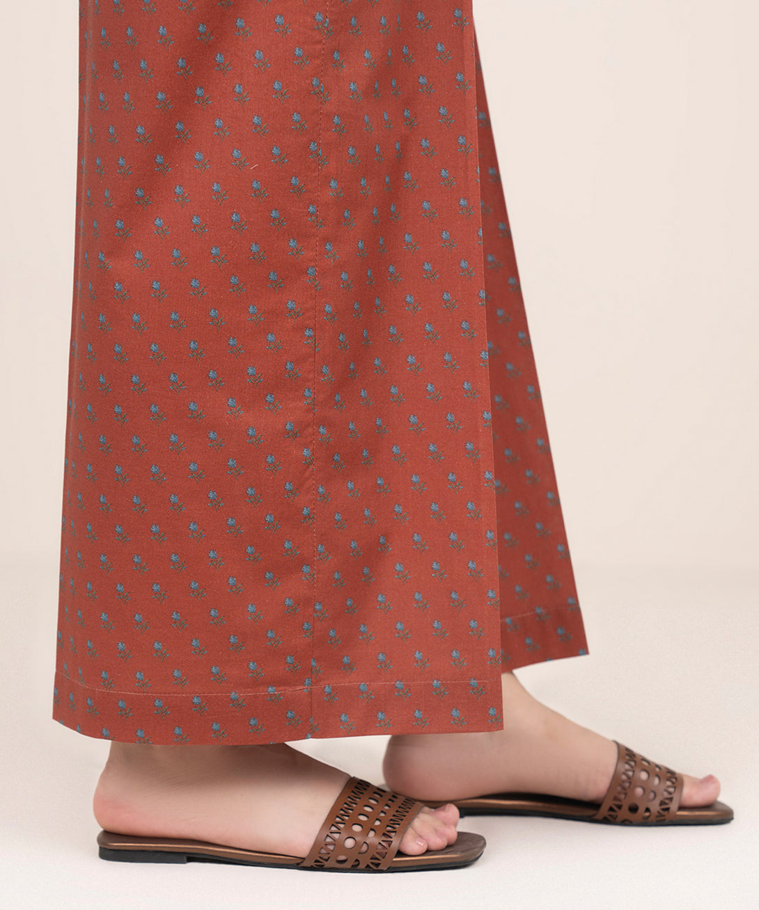 Women's RTW Cambric Brown Printed Wide Culotte