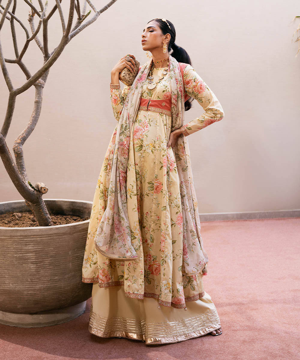 Embroidered Lawn Pishwas