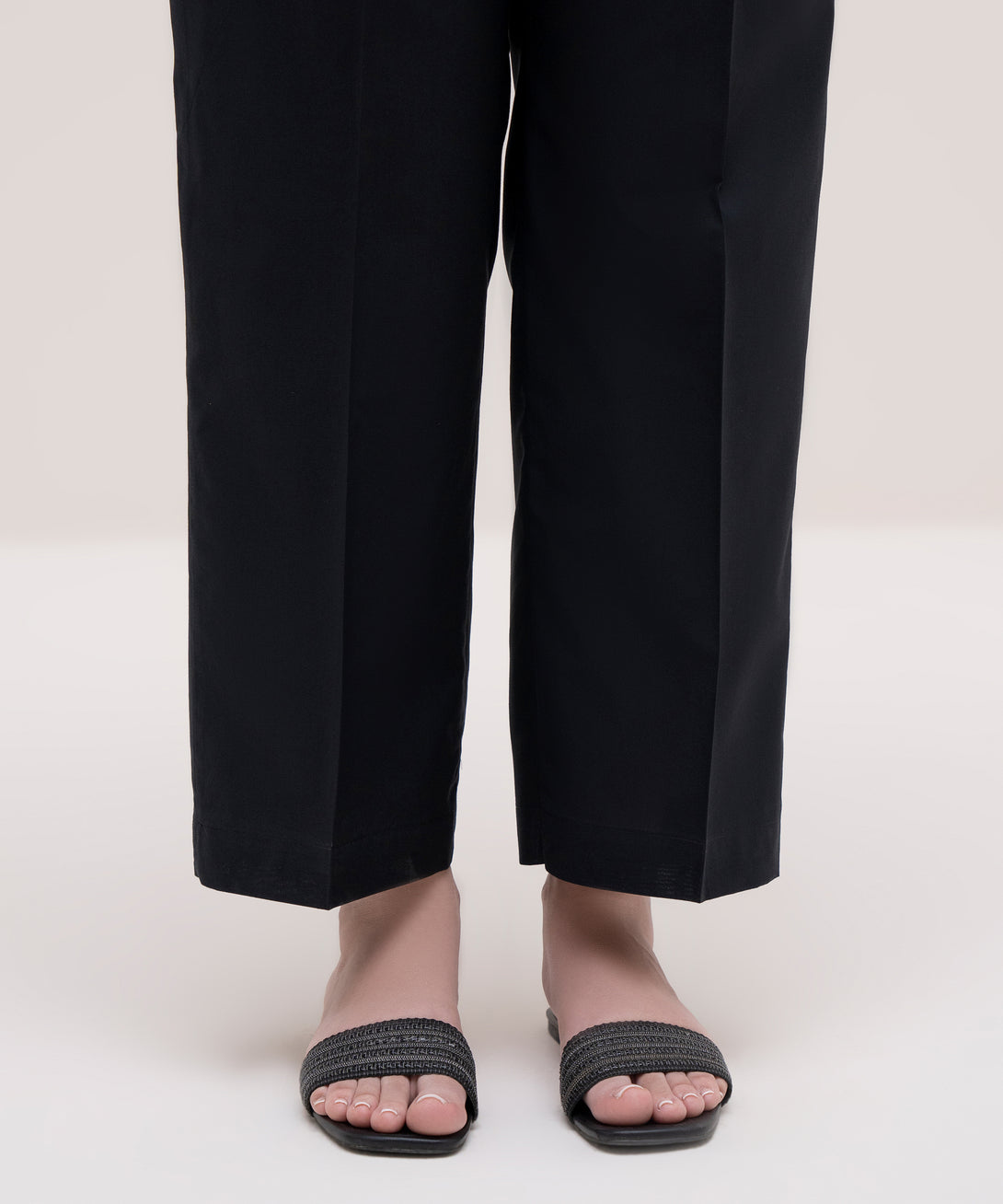 Women's RTW Cambric Black Solid Straight Pants