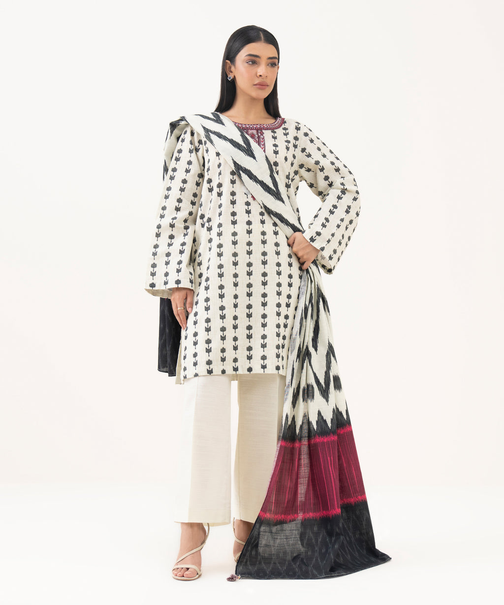 Light Khaddar Printed Black Dupatta