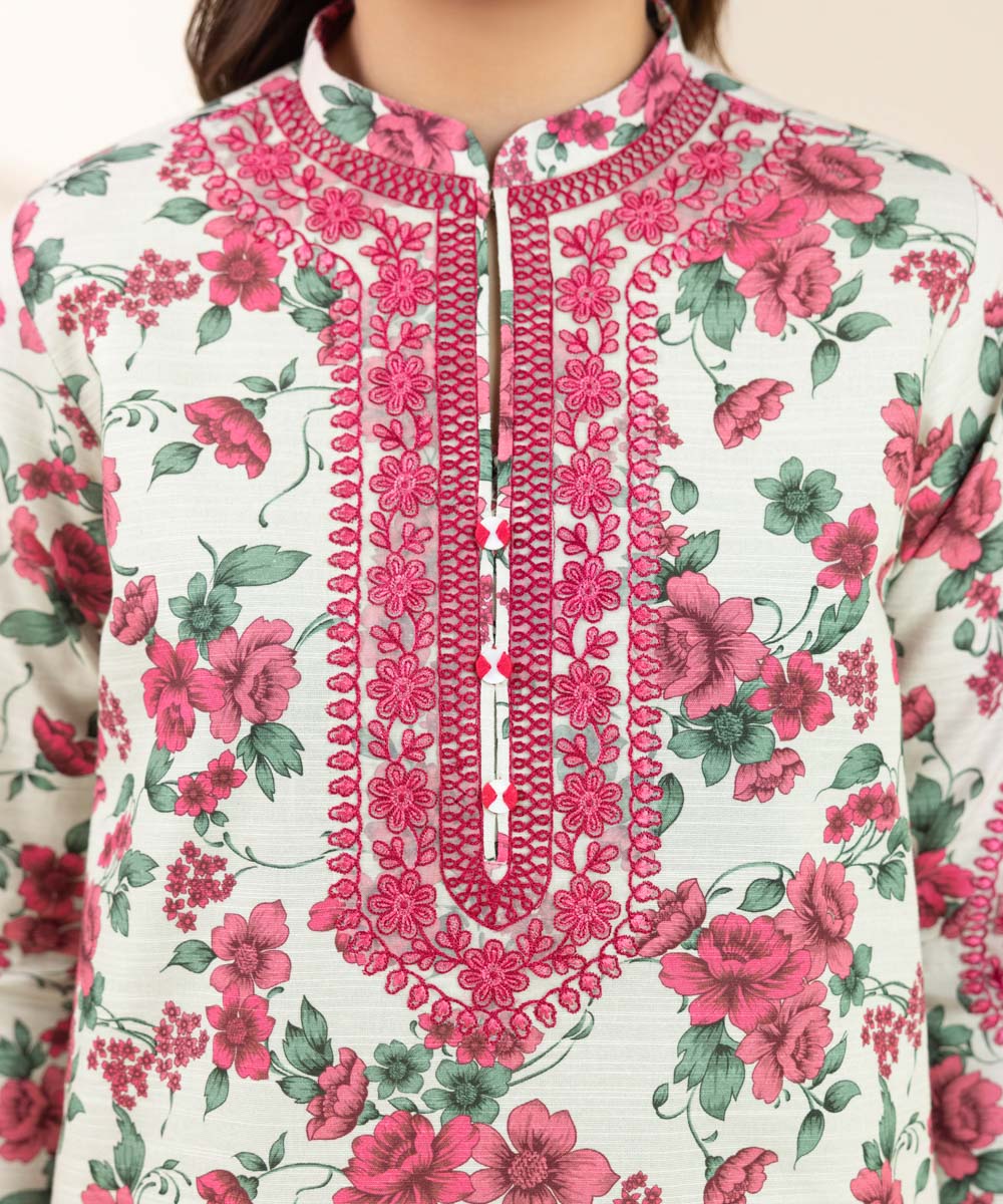 Women's Unstitched Khaddar Embroidered Pink 3 Piece Suit