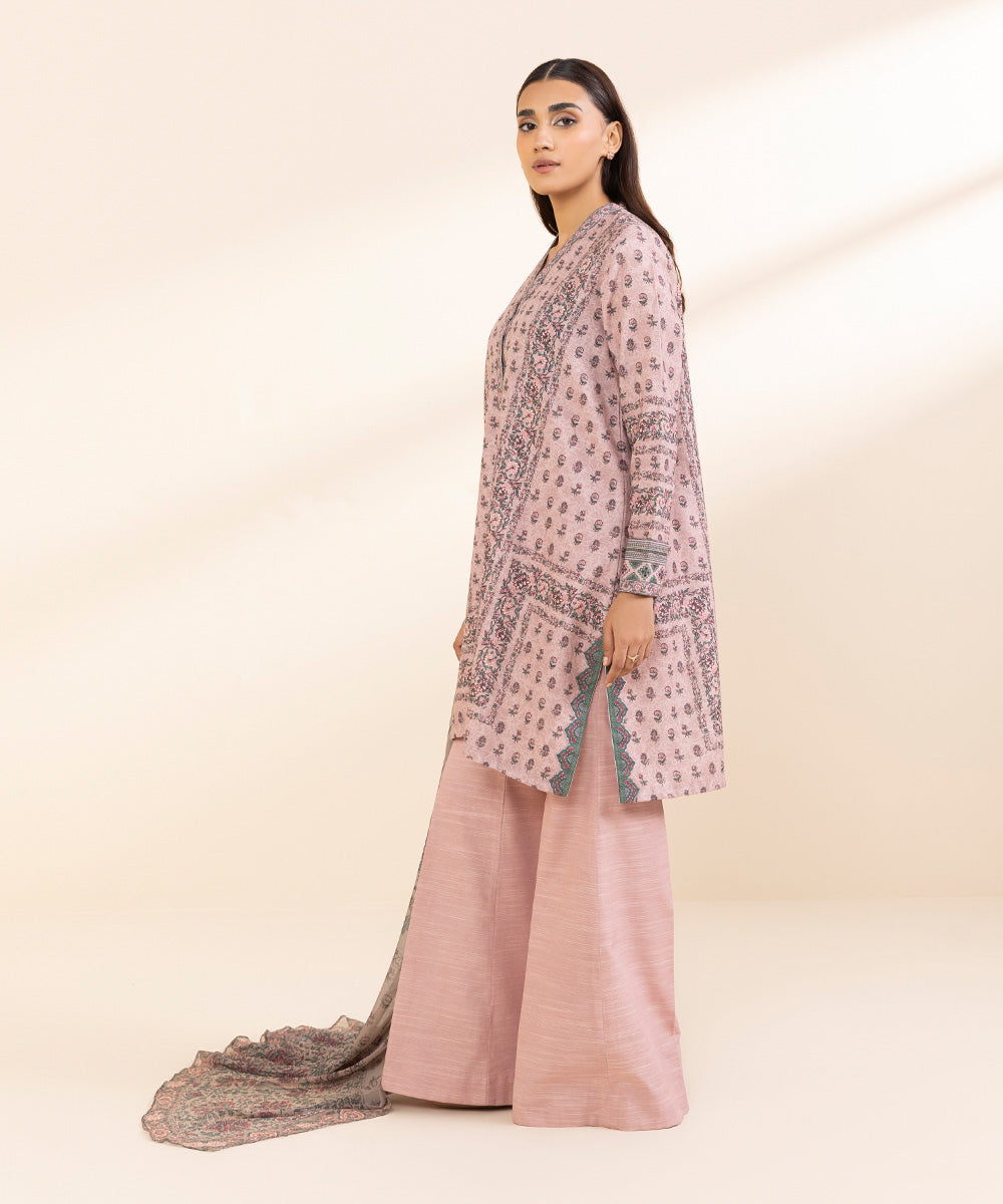 Women's Unstitched Khaddar Printed Pink 3 Piece Suit