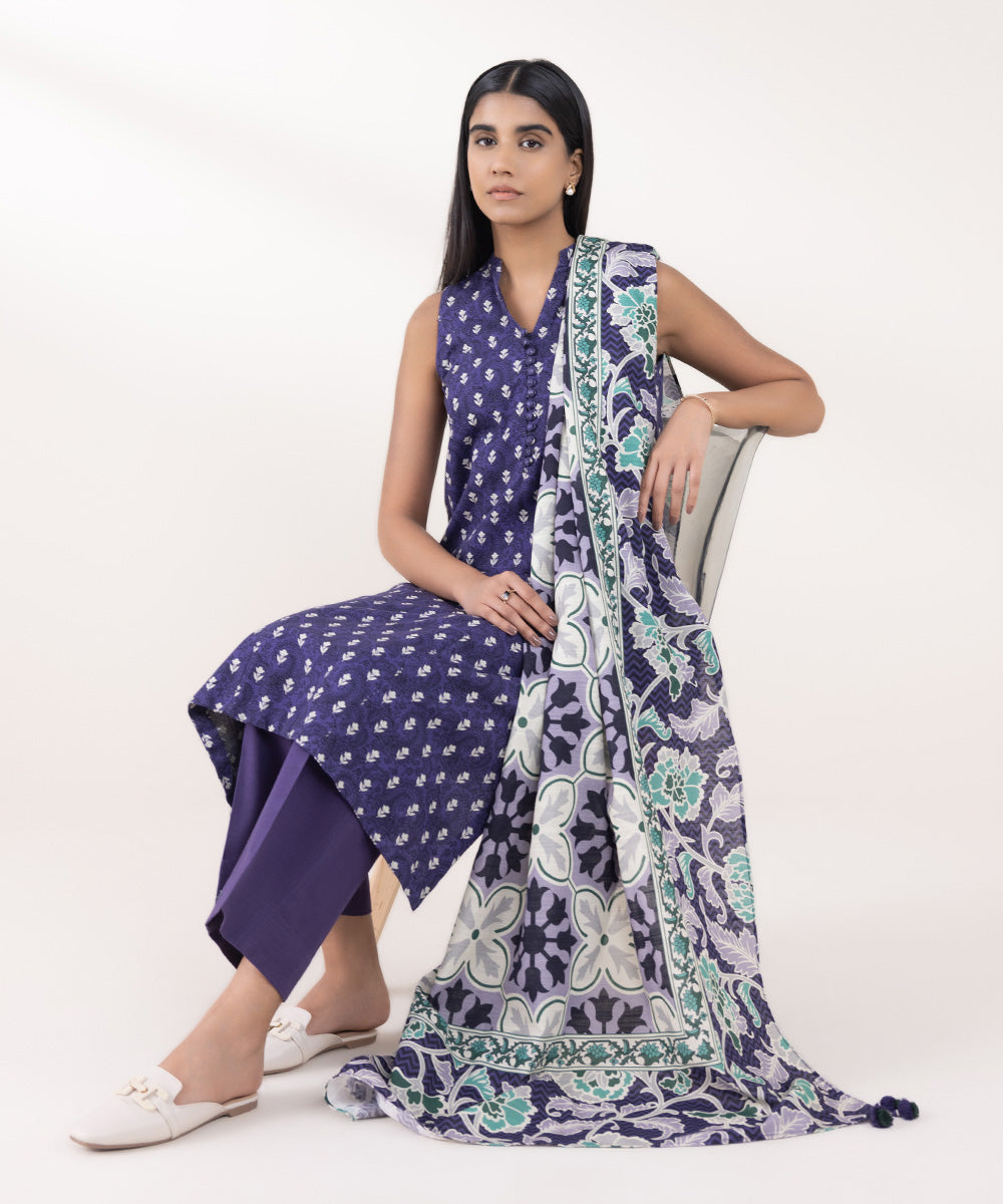 Women's Unstitched Khaddar Printed Purple 3 Piece Suit