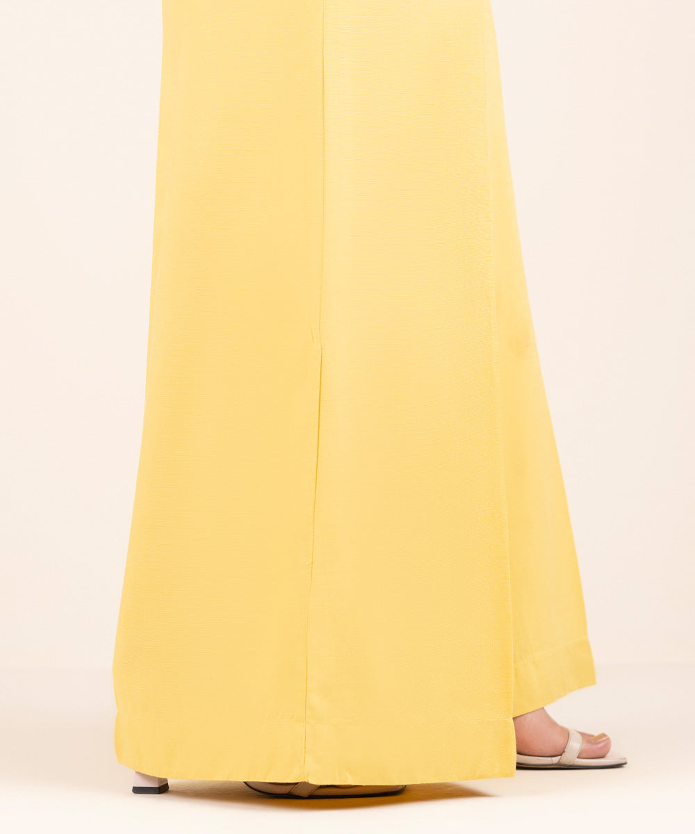 Women's Pret Cambric Yellow Solid Culottes