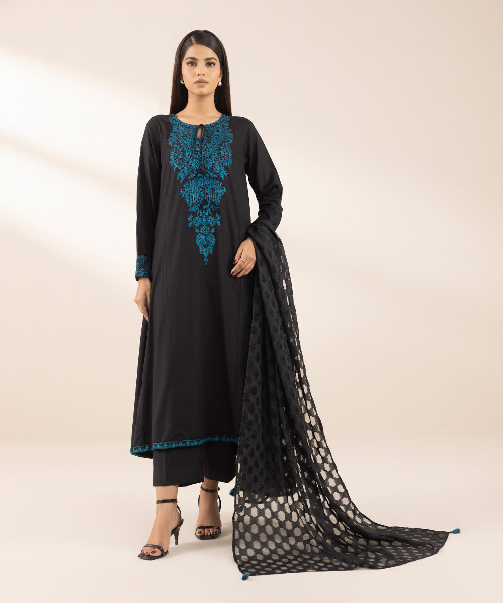 Brochea Jacquard Black Solid Dupatta