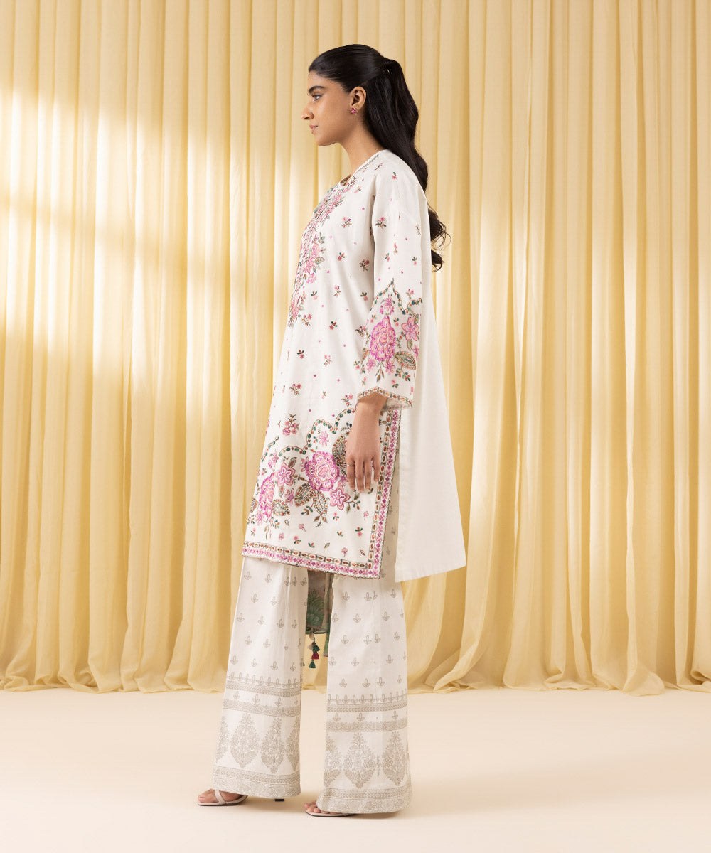Unstitched Women's Off White Textured Lawn 3 Piece Suit