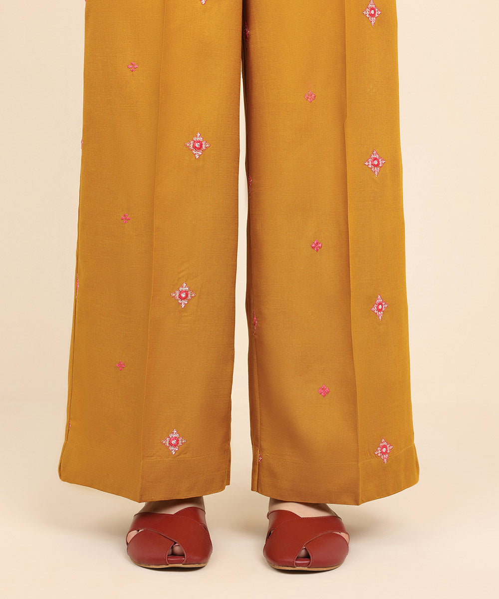 Women's Pret Dull Raw Silk Orange Embroidered Culottes