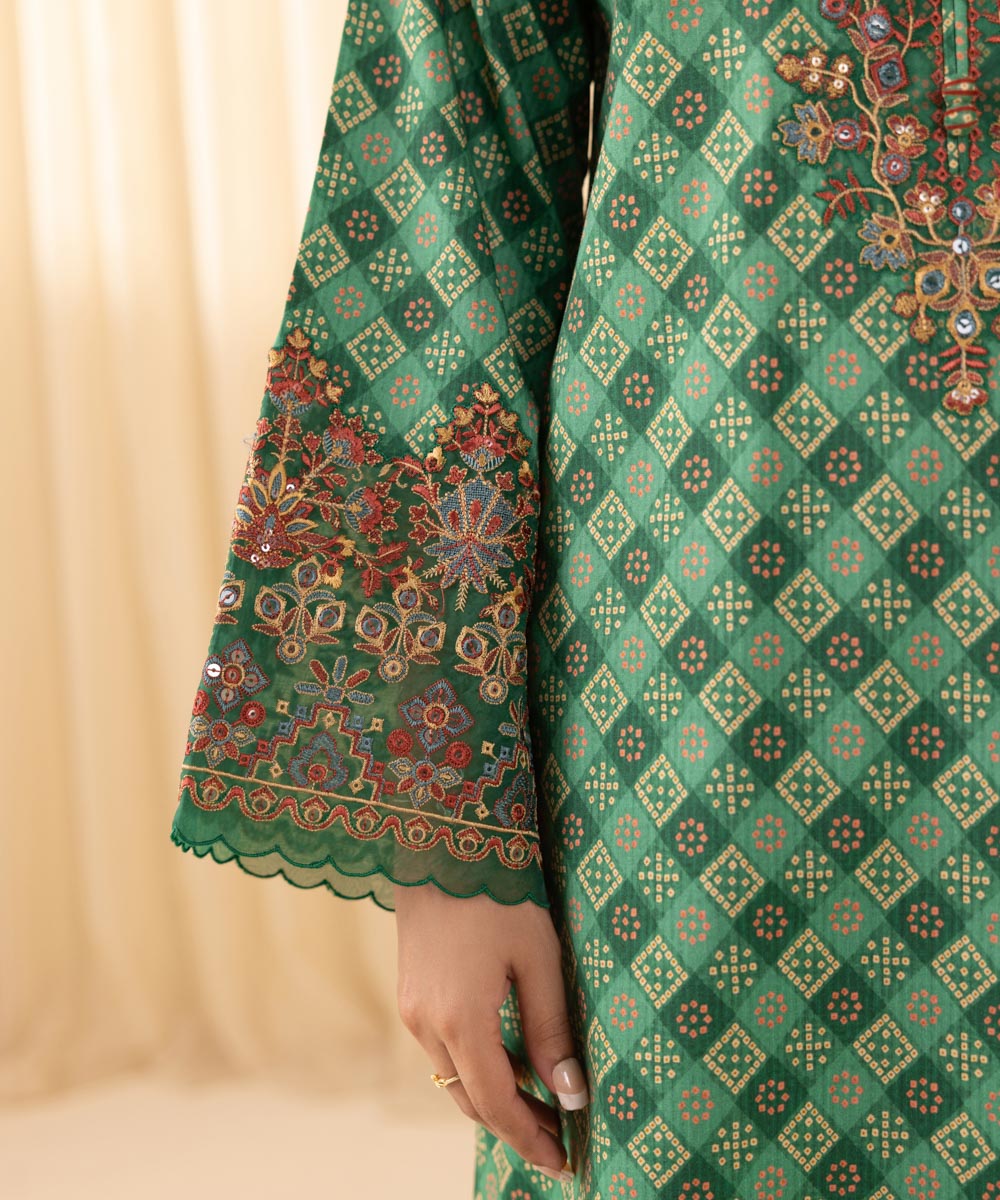 Women's Unstitched Embroidered Cotton Viscose Green 3 Piece Suit