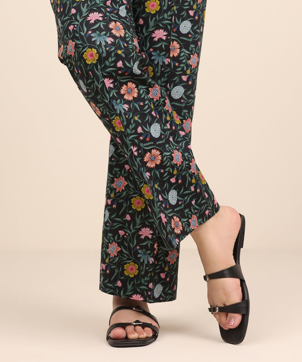 Women's RTW Cambric Multi Printed Straight Pants