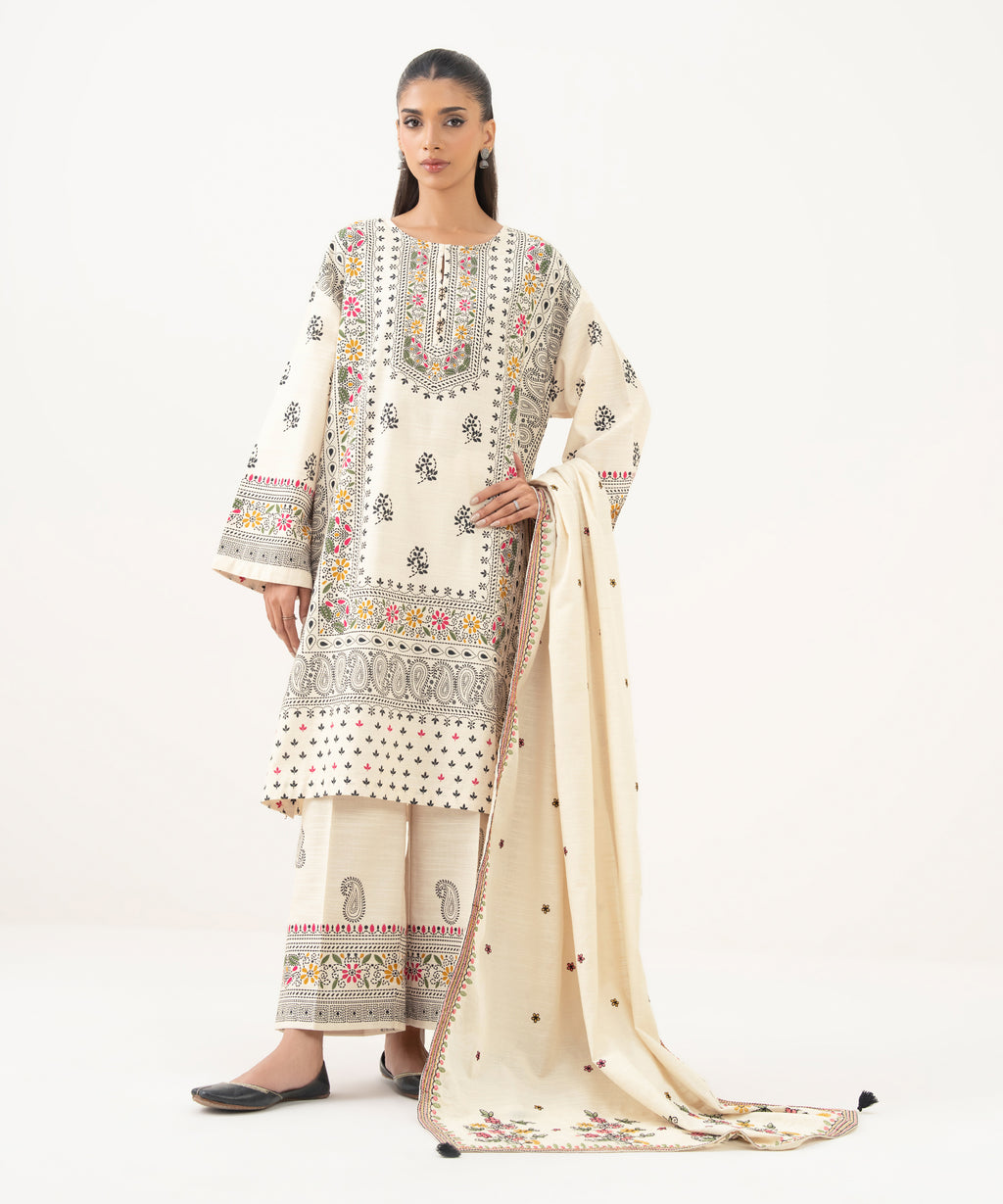 Light Khaddar Embroidered Off White Dupatta