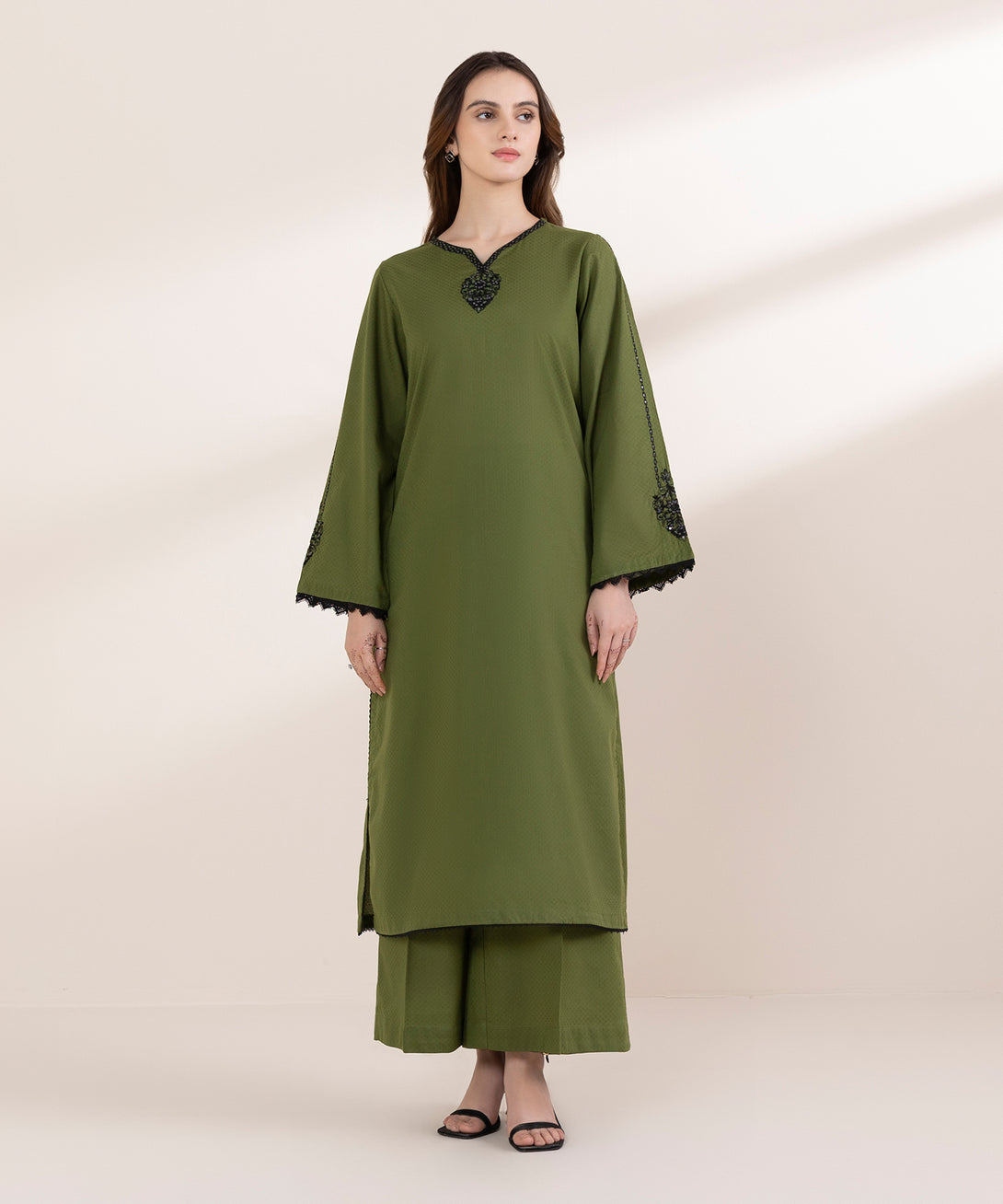 Women's RTW Dobby Green Embroidered A-Line Shirt