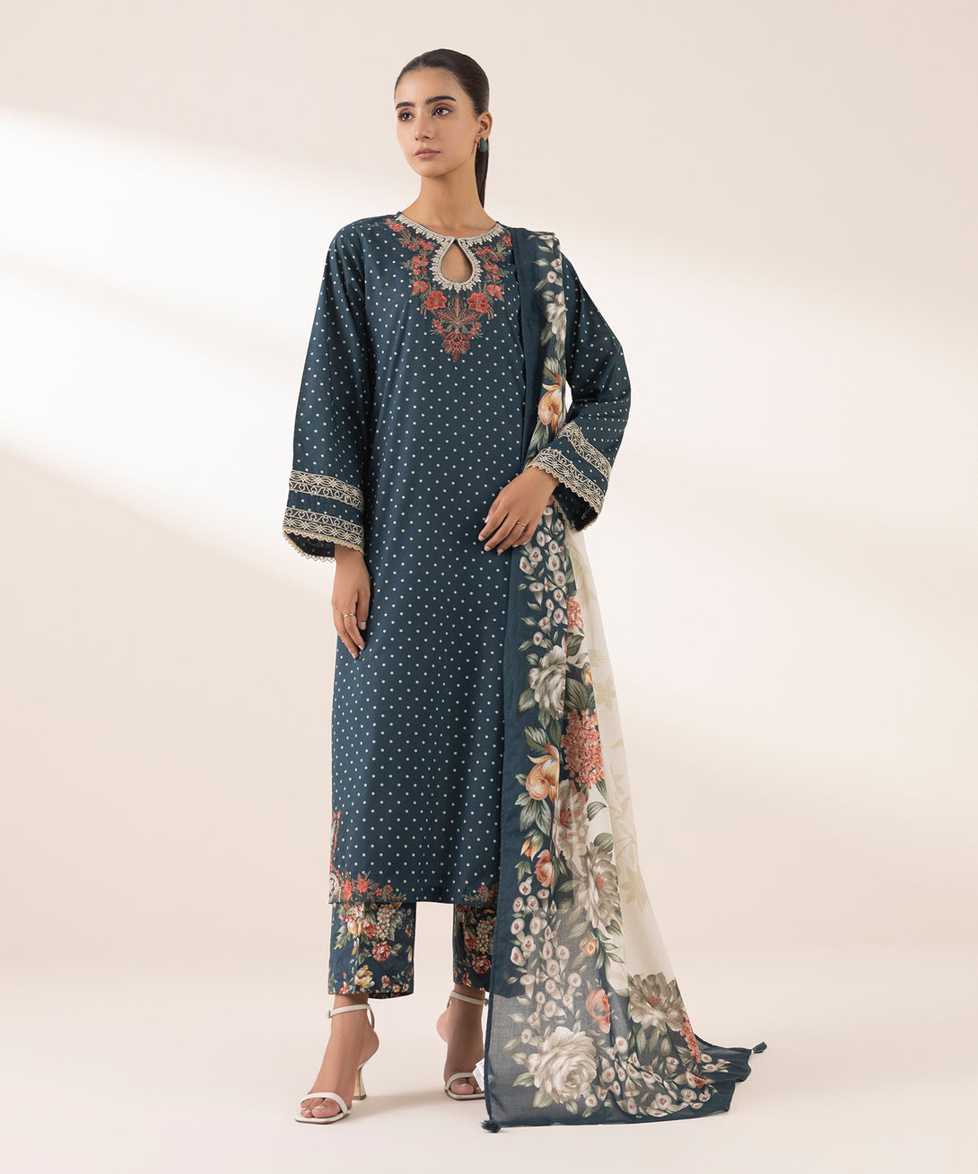 Women's RTW Lawn Green Embroidered A-Line Shirt