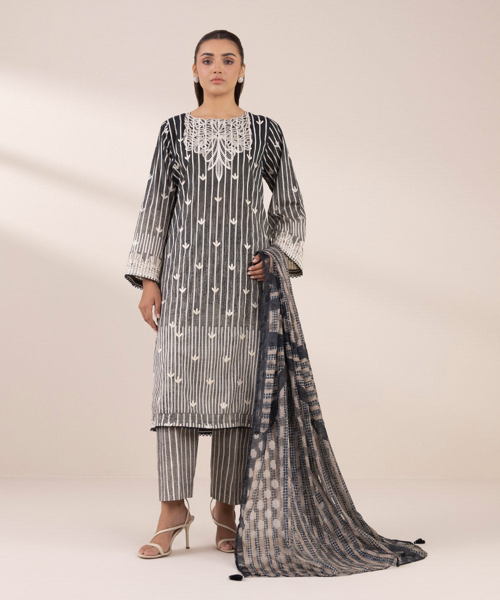 Brochea Jacquard Black Solid Dupatta