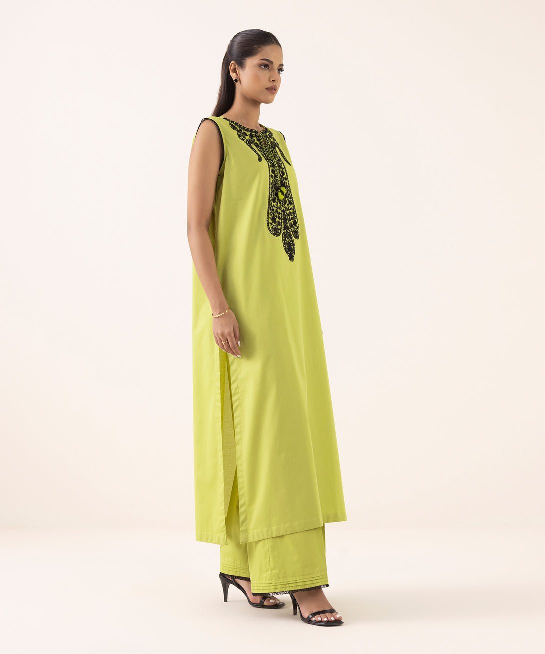 Women's RTW Cambric Green Embroidered A-Line Shirt