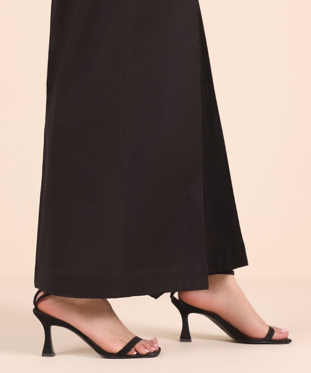 Women's RTW Cambric Black Solid Flared Pants