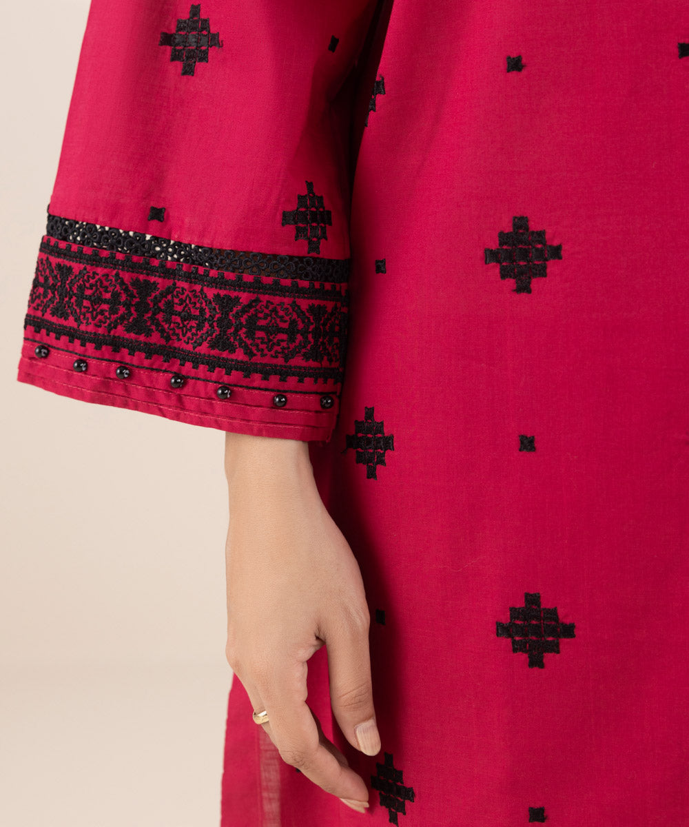Women's RTW Cross Hatch Pink Embroidered A-Line Shirt