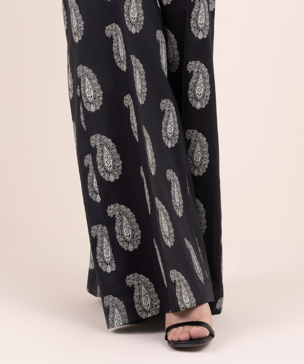 Women's Pret Cross Hatch Black Printed Culottes