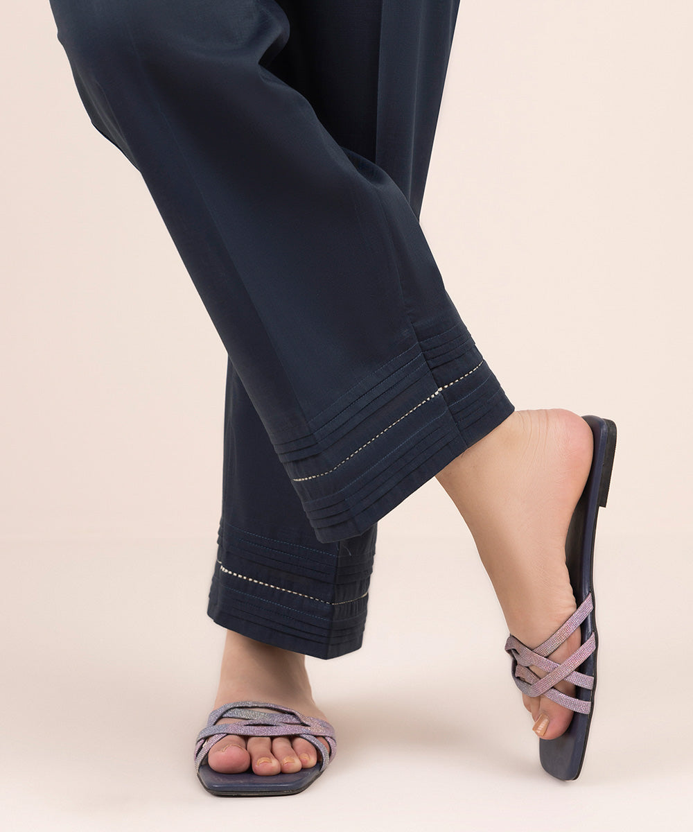 Solid Crosshatch Straight Pants
