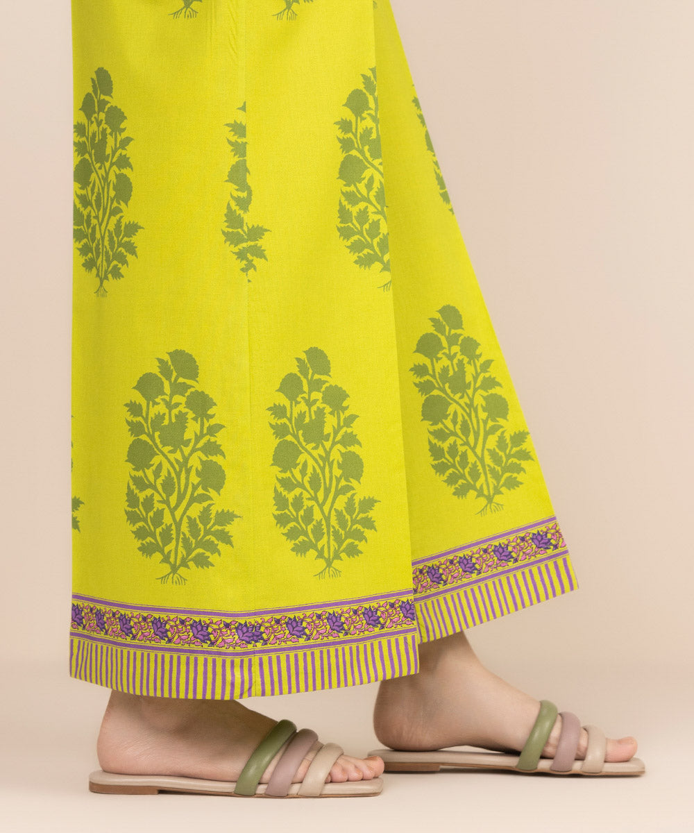 Women's RTW Cambric Green Printed Flared Pants